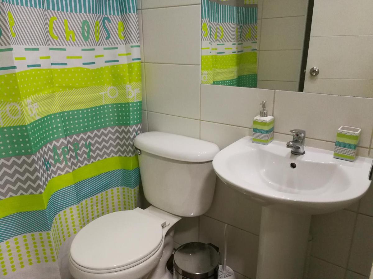 Departamento Con Terraza R&m Appartamento Santiago del Cile